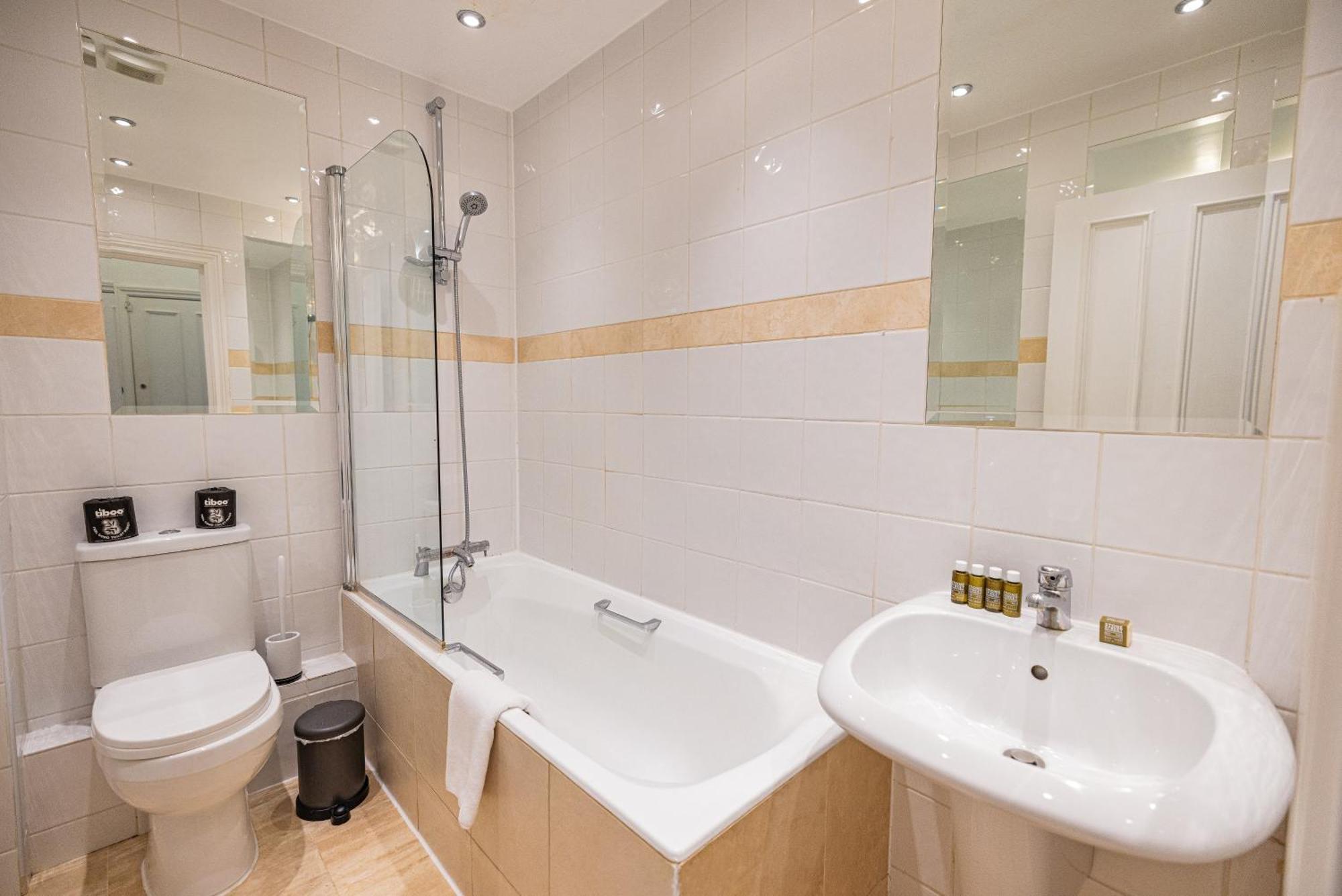Gorgeous 3 B Edroom Home In Little Venice Londres Extérieur photo