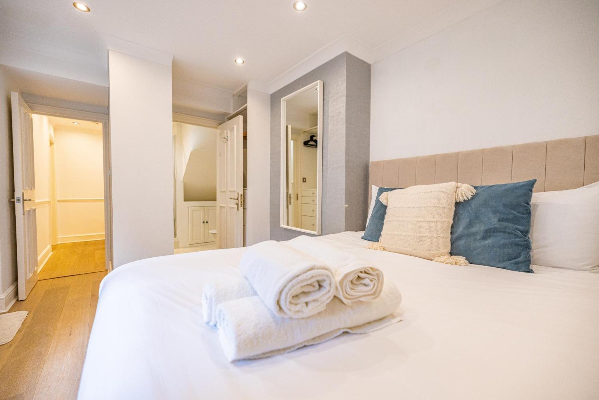 Gorgeous 3 B Edroom Home In Little Venice Londres Extérieur photo